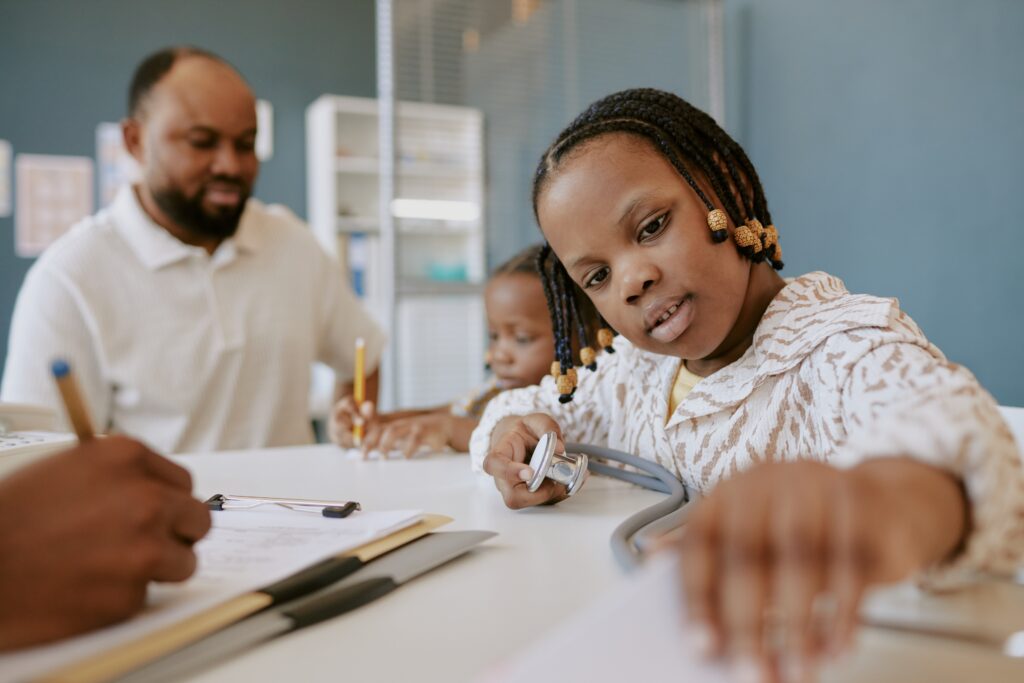 As part of our ongoing commitment to supporting youth and families before they enter the child welfare system, Alternative Family Services (AFS) provides school-based services as part of our broader community-based care model. These services bring essential support directly to schools, creating opportunities for prevention, early intervention, and connection.